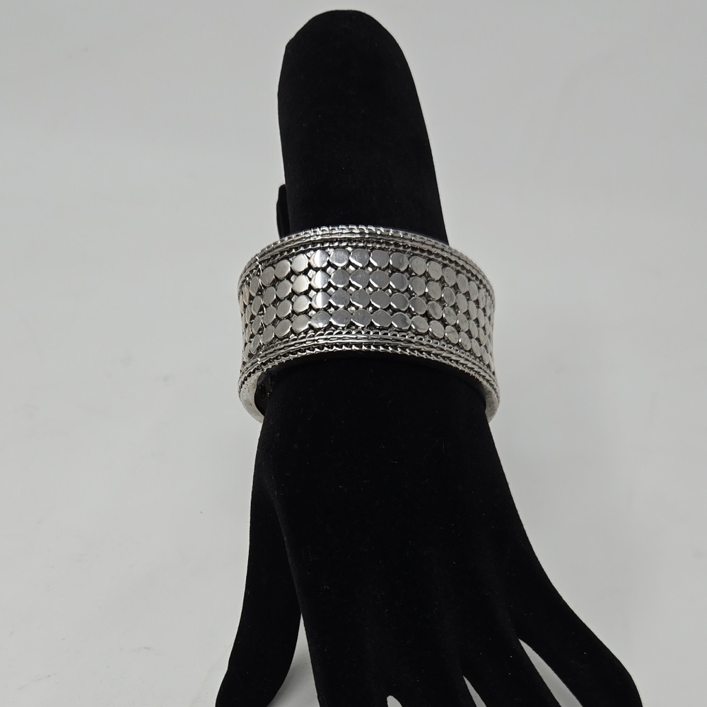 Silver Bracelet Timeless Elegance